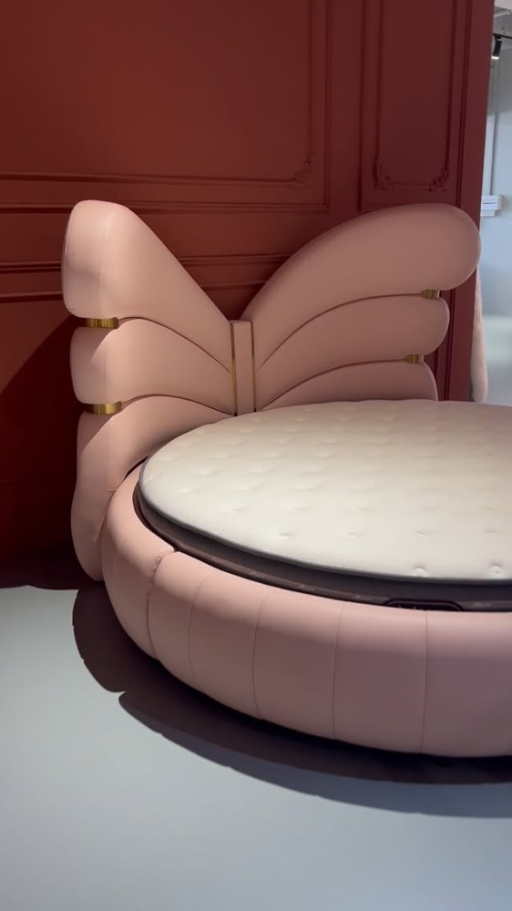 Butterfly Wing Bed